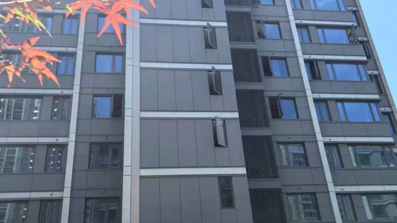 安徽合肥保利地產(chǎn)空氣能兩聯(lián)供系統(tǒng)清潔冷暖項(xiàng)目